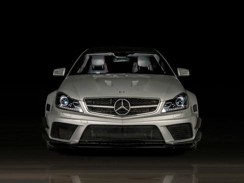Used 2012 Mercedes-Benz C 63 AMG Coupe image 4