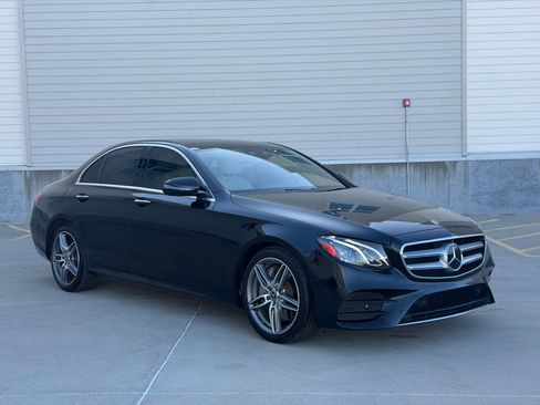 Used 2019 Mercedes-Benz E 300 4MATIC w/ Driver Assistance Package image 1