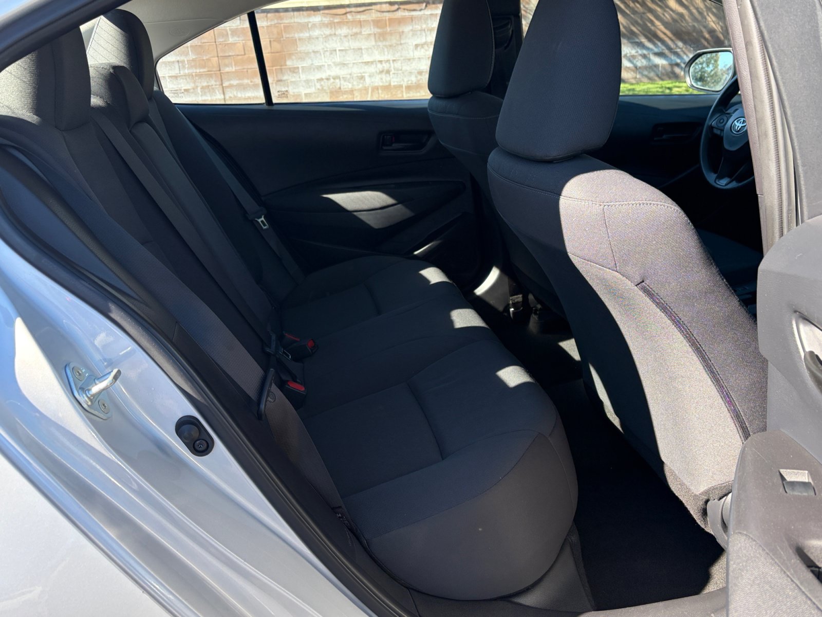 Used 2024 Toyota Corolla LE FWD image 27