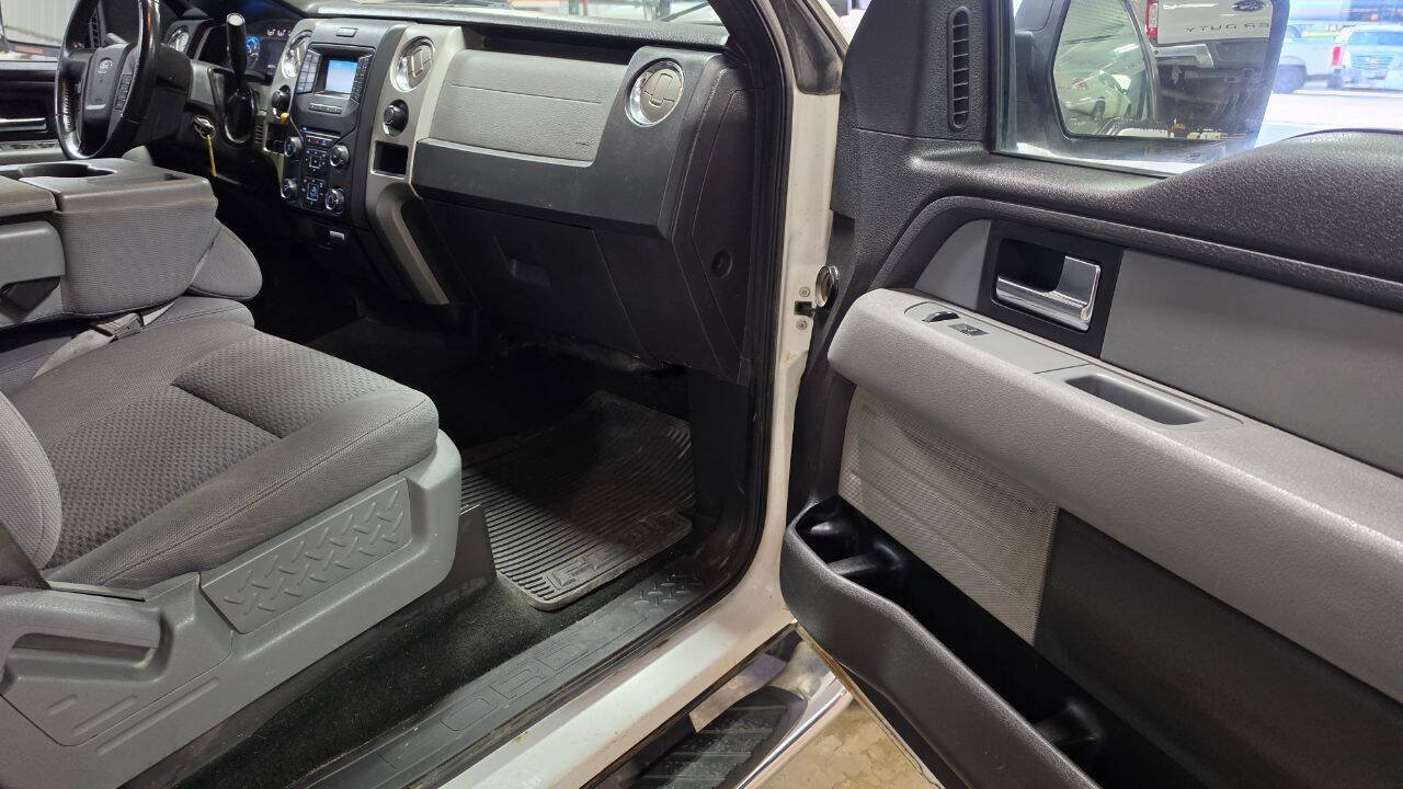 Used 2013 Ford F150 XLT w/ Luxury Equipment Group AWD/4WD image 16