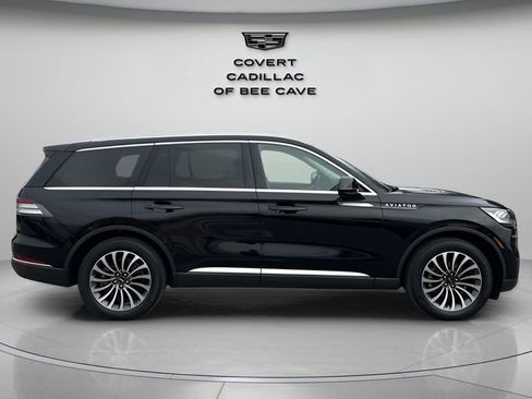 Used 2022 Lincoln Aviator Reserve w/ Elements Package Plus image 11
