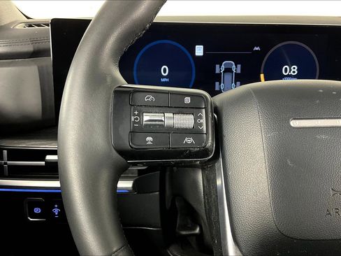 Used 2025 Hyundai Santa Fe Limited image 10