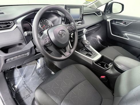 Used 2022 Toyota RAV4 XLE w/ Convenience Package AWD/4WD image 16
