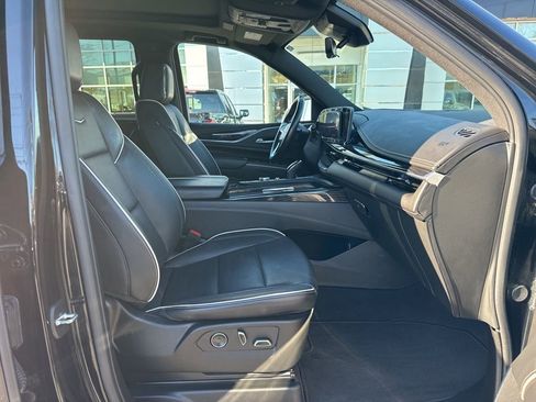 Used 2024 Cadillac Escalade Sport image 19