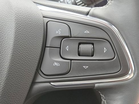 Used 2023 Buick Encore GX Essence w/ Experience Buick Package FWD image 15