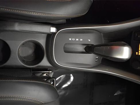 Used 2017 Chevrolet Trax LT w/ LT Convenience Package image 29