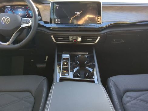 New 2026 Volkswagen Atlas SE image 16