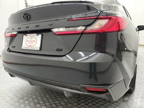 Used 2026 Toyota Camry SE FWD image 26