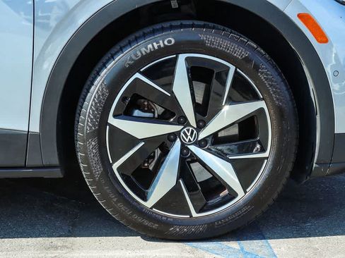 Used 2023 Volkswagen ID.4 Pro S RWD image 9
