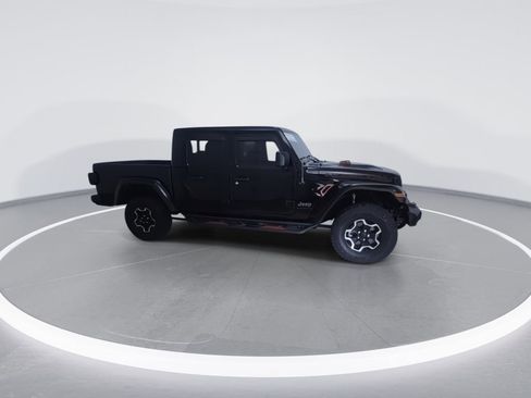 Used 2022 Jeep Gladiator Rubicon w/ LED Lighting Group AWD/4WD image 2