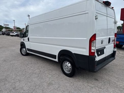 Used 2022 RAM ProMaster 3500 w/ Premium Convenience Group FWD image 9