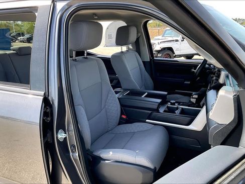 Used 2022 Toyota Tundra SR5 image 9