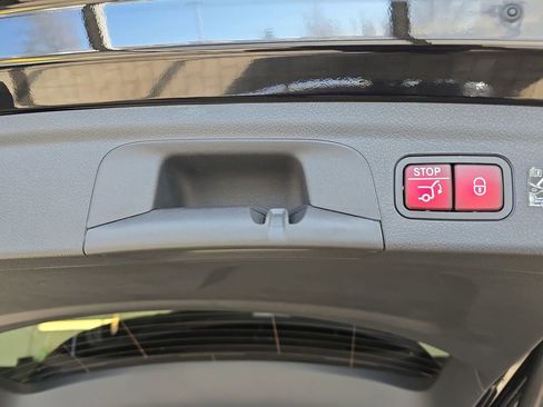 Certified 2026 Mercedes-Benz GLE 350 4MATIC image 15