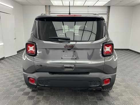 Used 2020 Jeep Renegade Latitude image 13