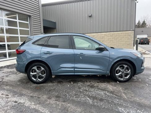 Used 2023 Ford Escape ST-Line w/ Tech Pack #1 image 4