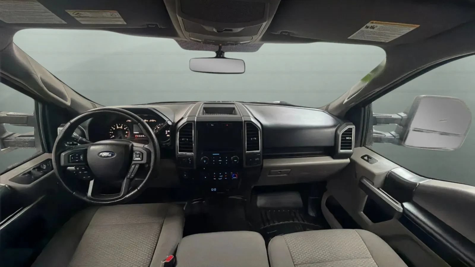Used 2016 Ford F150 XLT w/ Equipment Group 302A Luxury AWD/4WD image 9