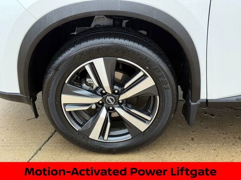 Certified 2025 Nissan Rogue SL w/ SL Premium Package image 14