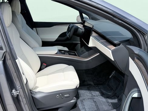 Used 2022 Tesla Model X AWD/4WD image 53