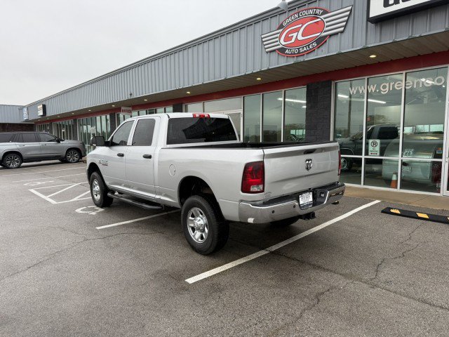 Used 2018 RAM 2500 Tradesman w/ Chrome Appearance Group AWD/4WD image 4