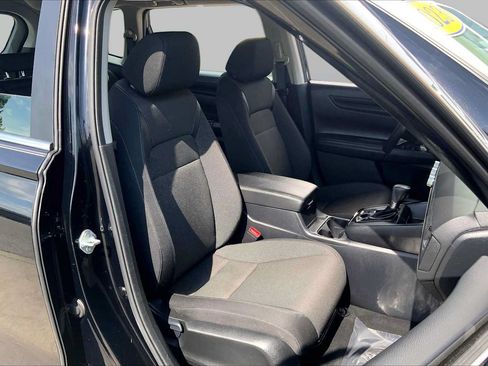 Used 2023 Honda CR-V LX image 8