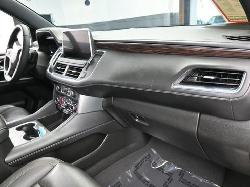 Used 2022 Chevrolet Suburban Z71 w/ Luxury Package AWD/4WD image 56