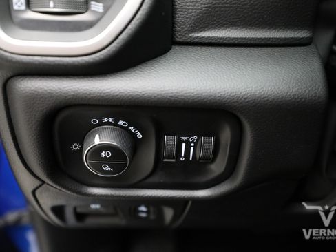 New 2026 RAM 1500 Big Horn AWD/4WD image 16