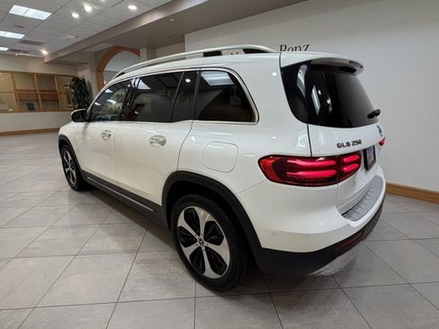 Certified 2024 Mercedes-Benz GLB 250 GLB 250 image 3