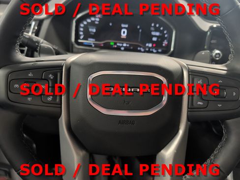 Used 2025 GMC Sierra 1500 Denali w/ Denali Reserve Package AWD/4WD image 11