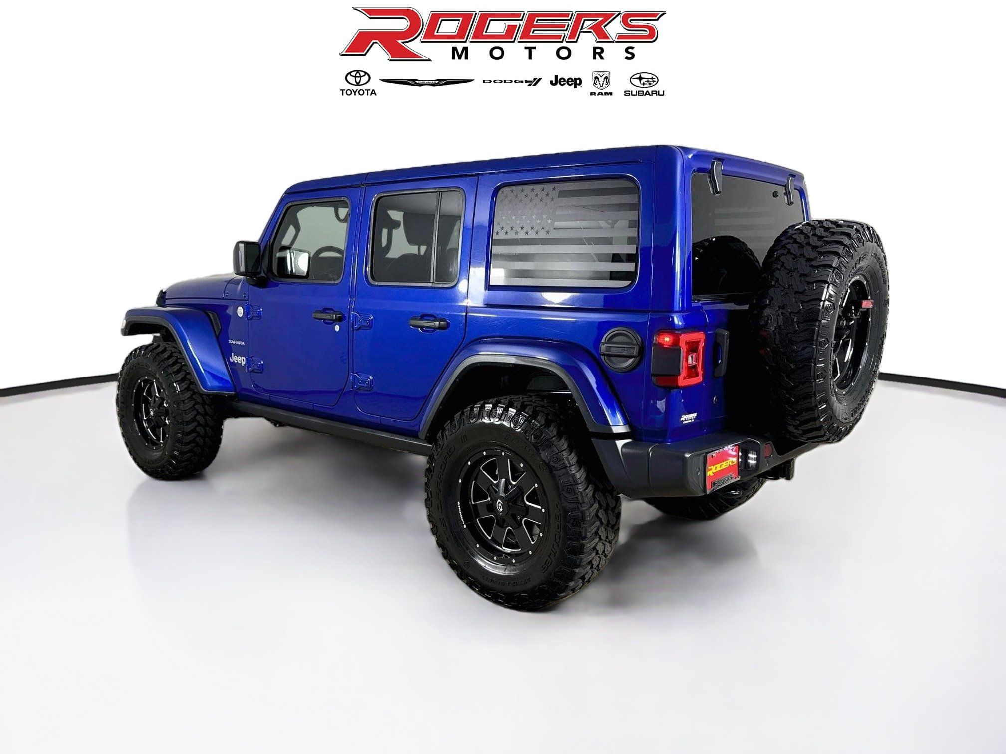 Used 2018 Jeep Wrangler Unlimited Sahara AWD/4WD image 6