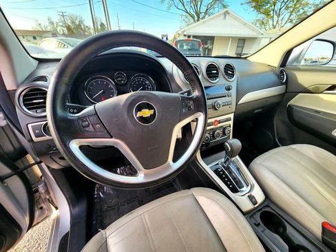 Used 2012 Chevrolet Captiva Sport LT w/ Convenience Package image 15
