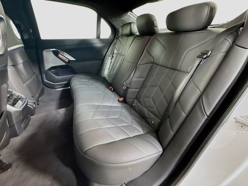 Used 2025 BMW 740i RWD image 25