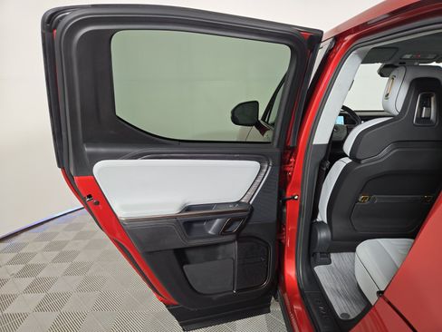 Used 2023 Rivian R1T Adventure AWD/4WD image 17