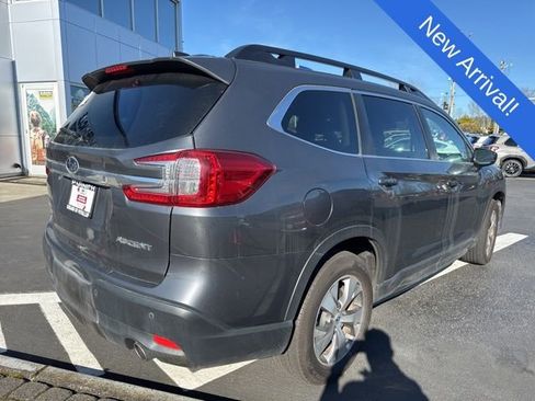 Used 2024 Subaru Ascent Premium w/ Convenience Package image 7
