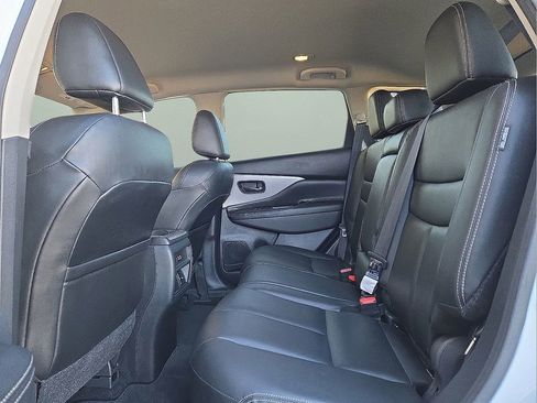 Used 2023 Nissan Murano SV w/ SV Midnight Edition Package image 15