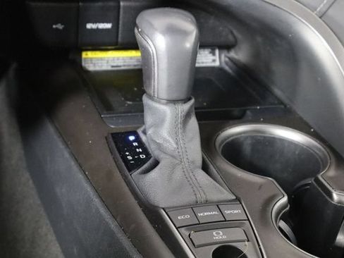Used 2021 Toyota Camry XSE FWD image 36