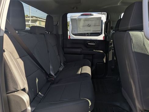 New 2026 GMC Sierra 2500 Pro w/ Convenience Package RWD image 18