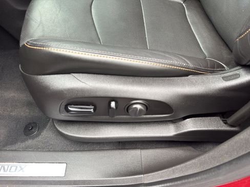Certified 2019 Chevrolet Equinox Premier AWD/4WD image 14