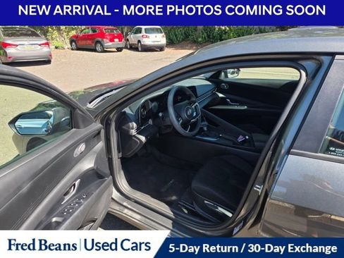 Certified 2024 Hyundai Elantra SEL FWD image 14