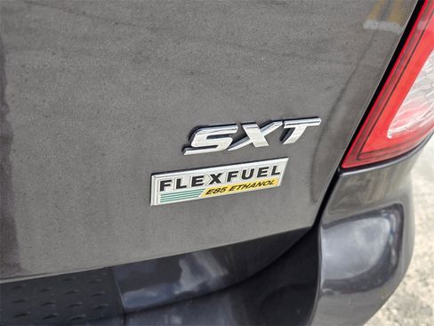 Used 2018 Dodge Grand Caravan SXT image 15