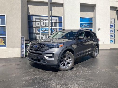 Used 2021 Ford Explorer XLT w/ Equipment Group 202A AWD/4WD image 1