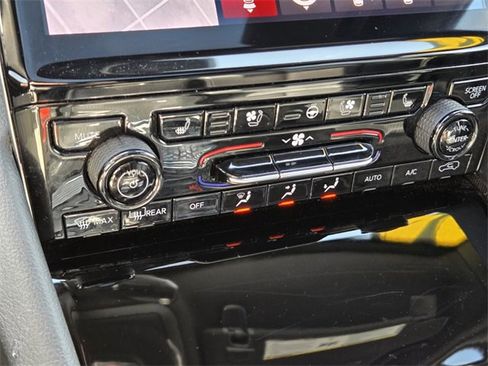 Used 2024 Jeep Grand Cherokee L Limited w/ Luxury Tech Group II image 36