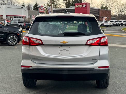 Used 2021 Chevrolet Equinox LS image 5
