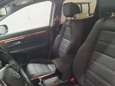 Used 2022 Honda CR-V Touring image 16