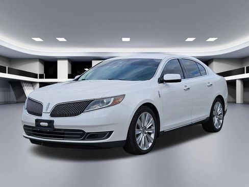 Used 2015 Lincoln MKS AWD image 9