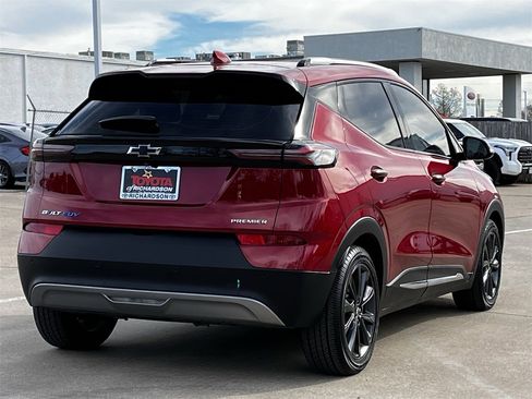 Used 2022 Chevrolet Bolt EUV Premier w/ Launch Edition image 4