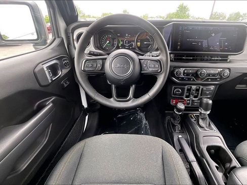 Used 2025 Jeep Wrangler Unlimited Sport S 4xe AWD/4WD image 10