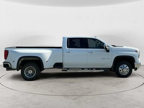 Used 2024 Chevrolet Silverado 3500 LTZ w/ LTZ Plus Package AWD/4WD image 6