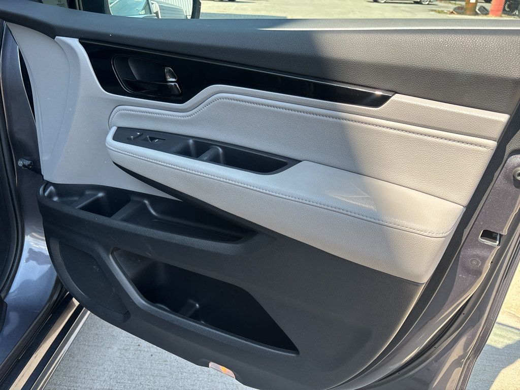 Used 2023 Honda Odyssey Touring image 22