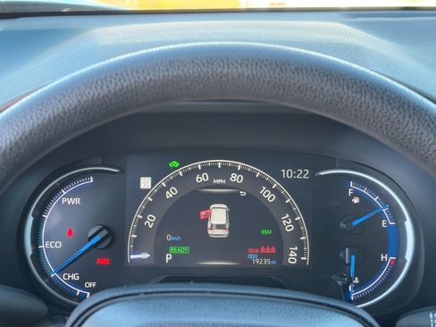 Certified 2025 Toyota RAV4 XLE image 24