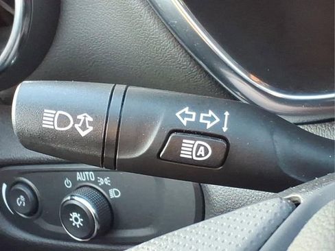 Used 2024 Chevrolet Blazer LT w/ Convenience Package image 28